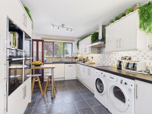 Kitchen- click for photo gallery